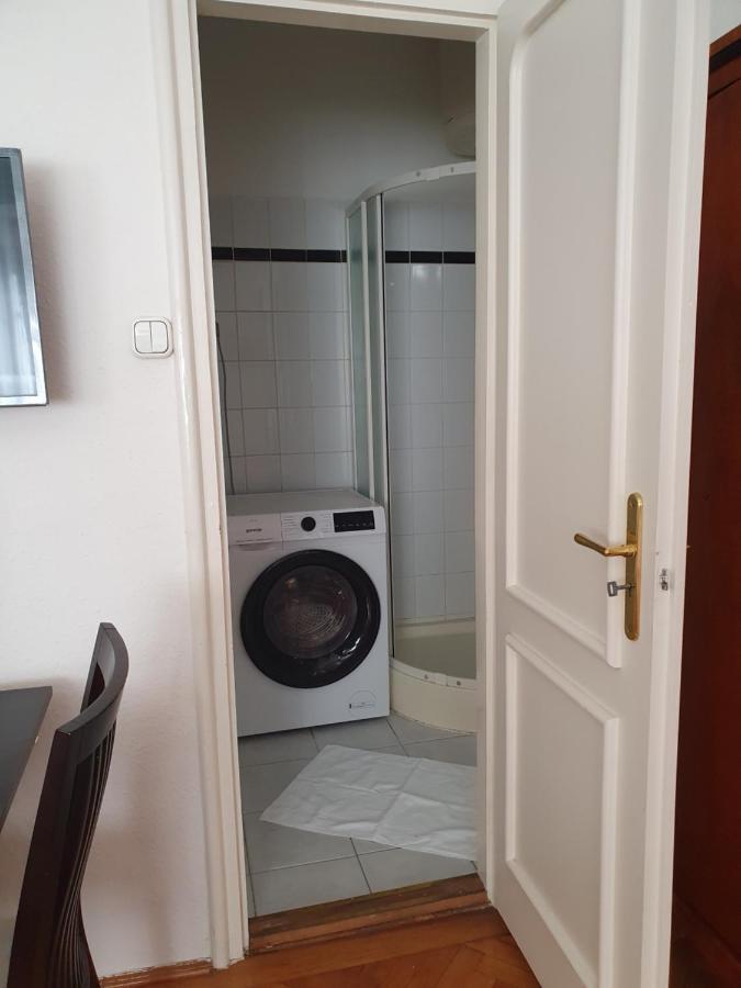 Memory Lane Apartment Будапеща Екстериор снимка