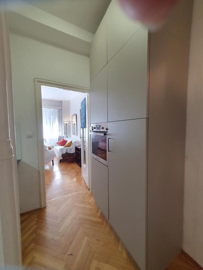 Memory Lane Apartment Будапеща Екстериор снимка